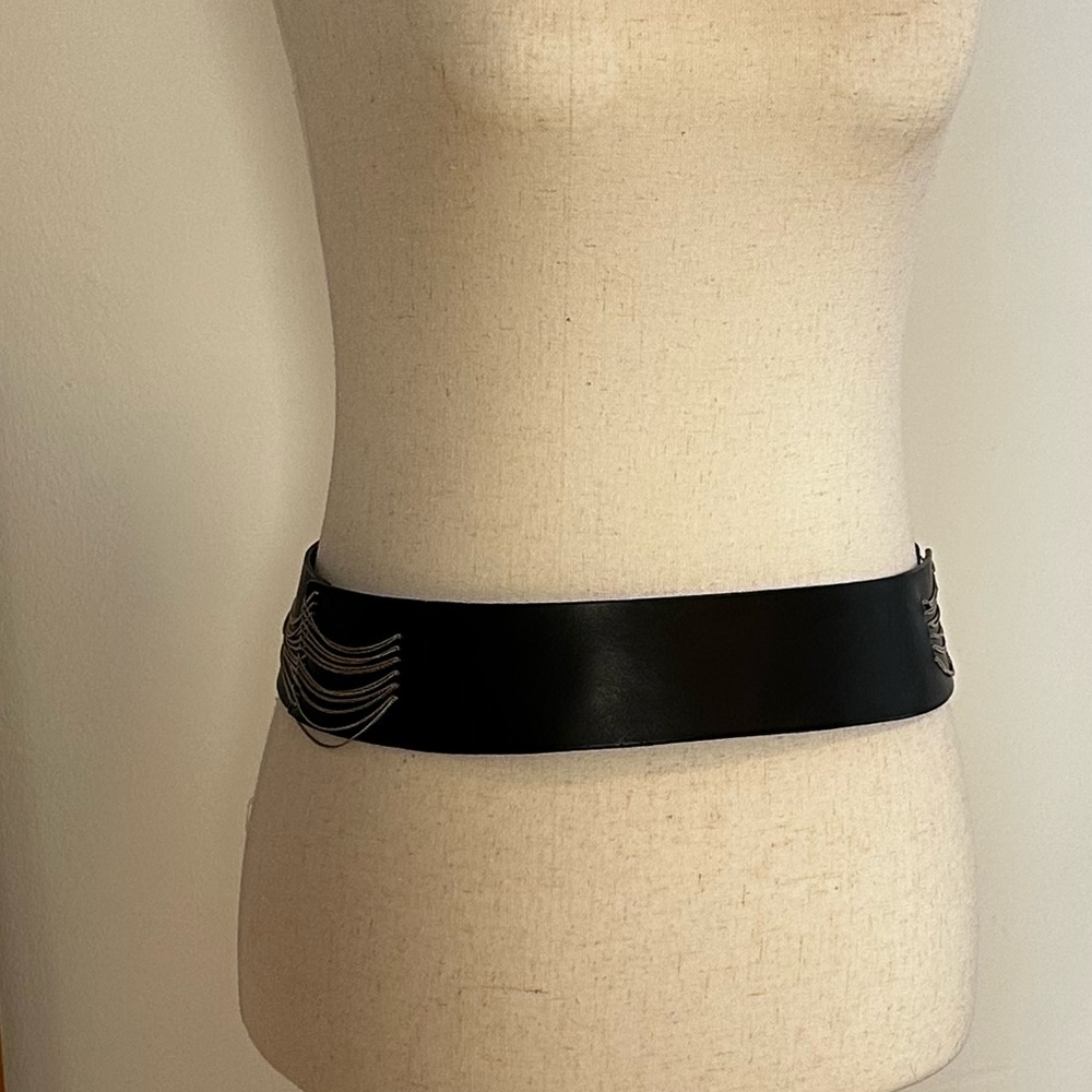 Ports 1961 Cool Chain and Black Leather Belt